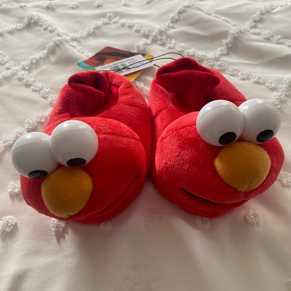 Sesame Street Elmo Red Toddler Slippers - Size 7/8 - Picture 2 of 8